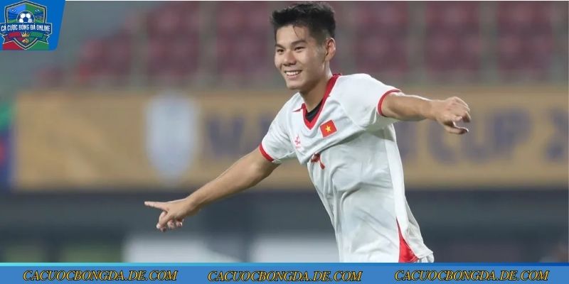 Thông tin giới thiệu về cầu thủ Hiểu Minh